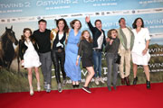 Henriette Morawe, Jannis Niewöhner, Katja von Garnier, Hanna Binke, Amber Bongard, Marvin Linke, Cornelia Froboess, Max Tidof, Nina Kronjäger auf der Deutschlandpremiere von OSTWIND 2 am 3. Mai 2015 in München  (© 2015 Constantin Film Verleih GmbH / Getty Images (Gisela Schober))